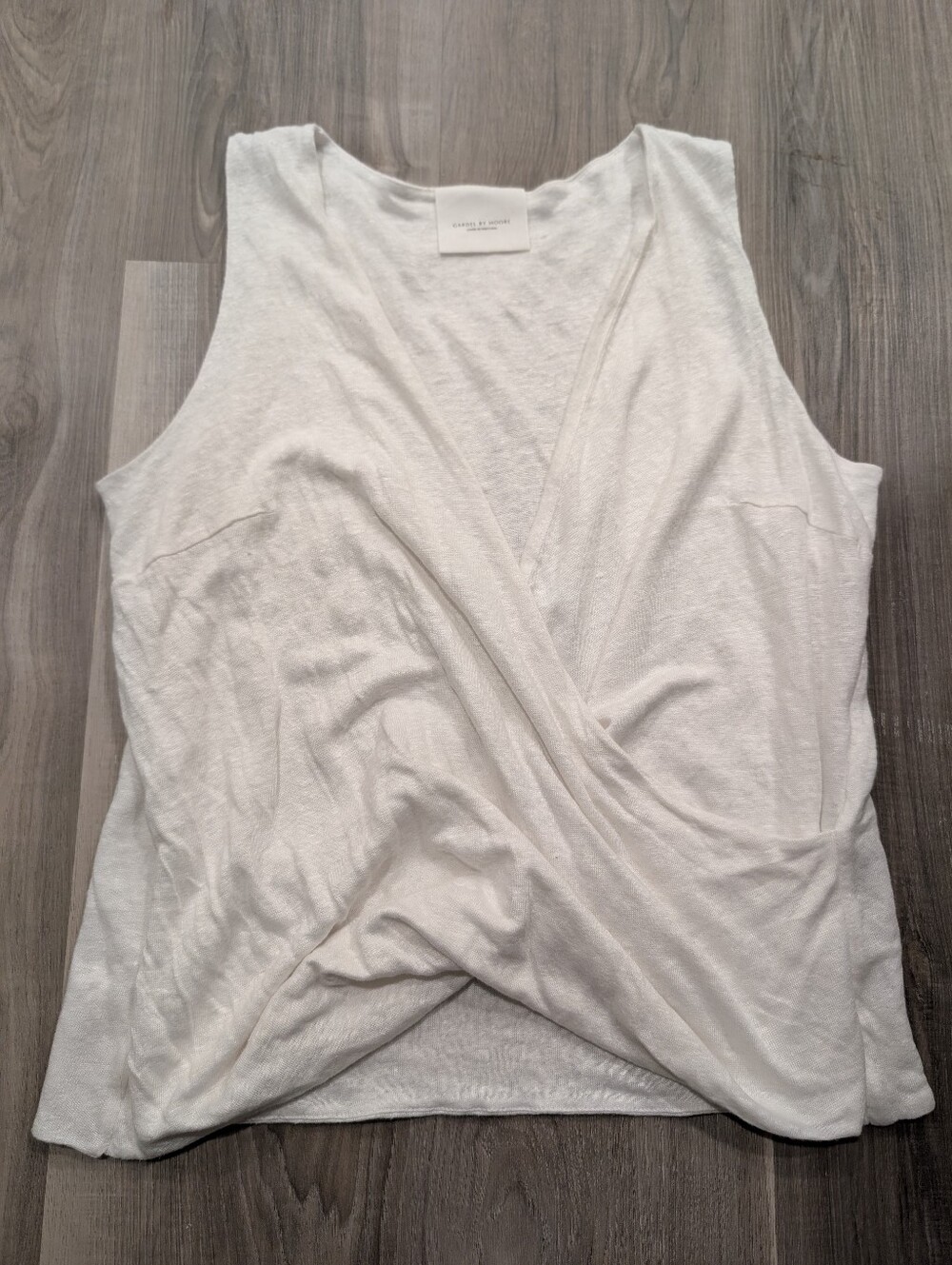 Gardel by Moore | Aurora 100% Linen Crossover Wrap Tank Top In White